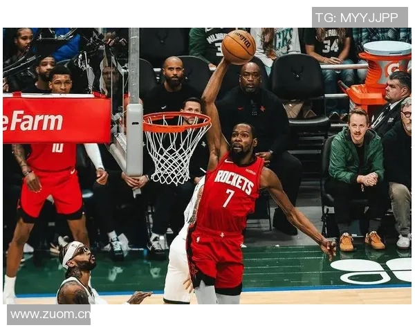 杜兰特强调沟通在逆转胜利中的关键作用与球队团结的重要性