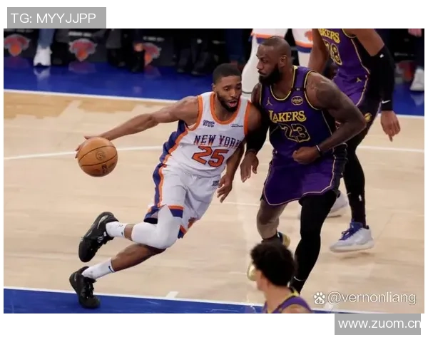 今日太阳客场挑战活塞布克因脚踝伤缺席比赛影响球队战力