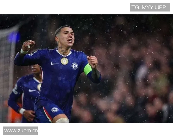 德国后卫布朗引起曼城曼联阿森纳皇马关注法鹰标价6500万欧元