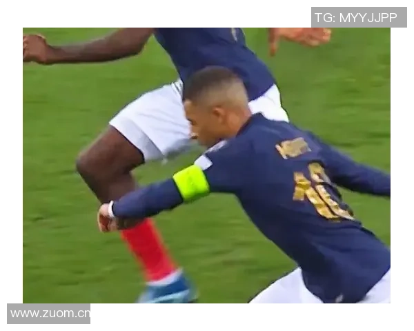 罗德里戈助攻姆巴佩单刀射门遗憾被门将扑出 罗德里戈助攻姆巴佩单刀射门遗憾被门将扑出