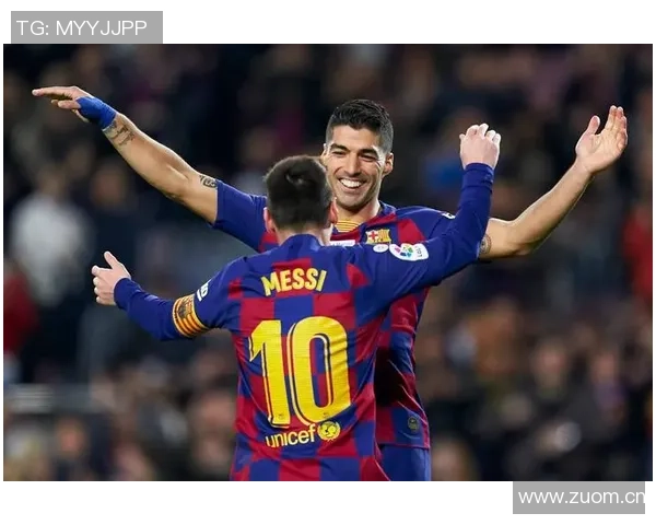 小贝与梅西合影留念为赛季画上完美句点难忘瞬间永存心间